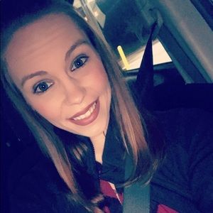 Meet your Posher, Nichole